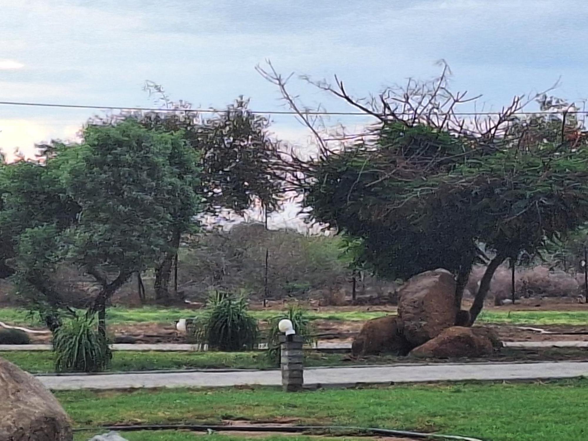 Green Villa Resort Gaborone Exterior foto